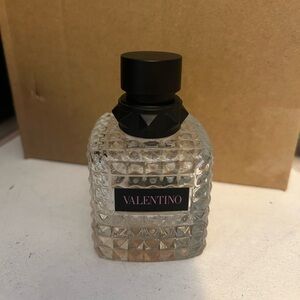 EMPTY VALENTINO GLASS